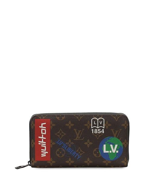 pre owned Louis Vuitton wallet